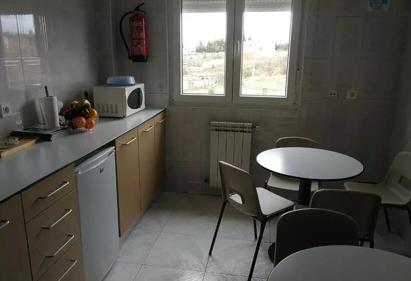 ホテル Hostal Cerecedo