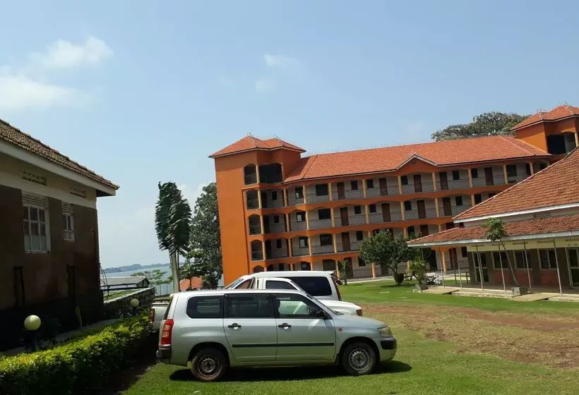 هتل Nabinonya Resort Beach