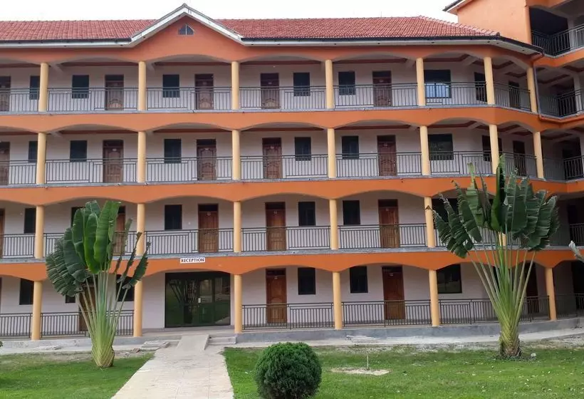 هتل Nabinonya Resort Beach