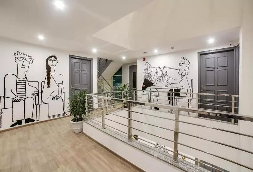 ホテル Townhouse Unitech Cyber Park Gurgaon Near Omaxe Celebration Mall