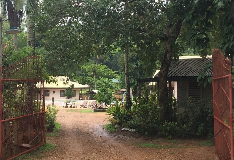 Hotel Tay Lelong's Pension House