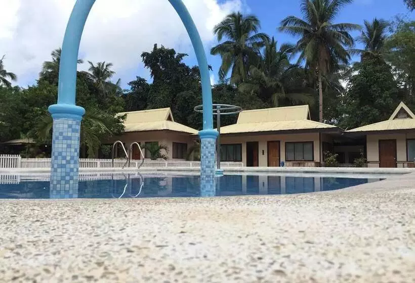 ホテル Tay Lelong's Pension House