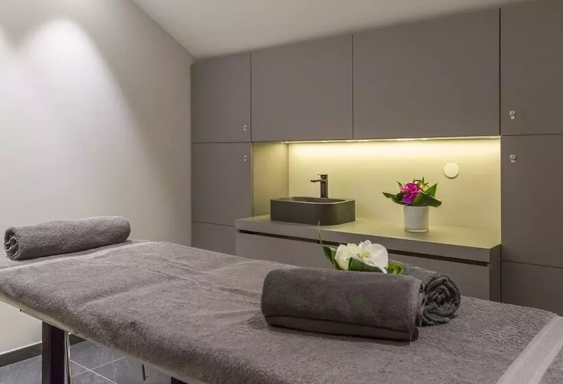 Nemea Appart Hotel Cannes Palais