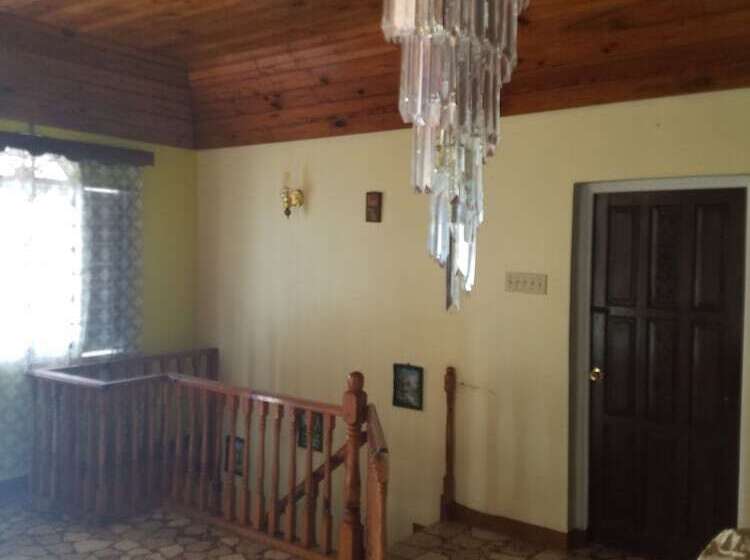 پانسیون Cozy Family Inn