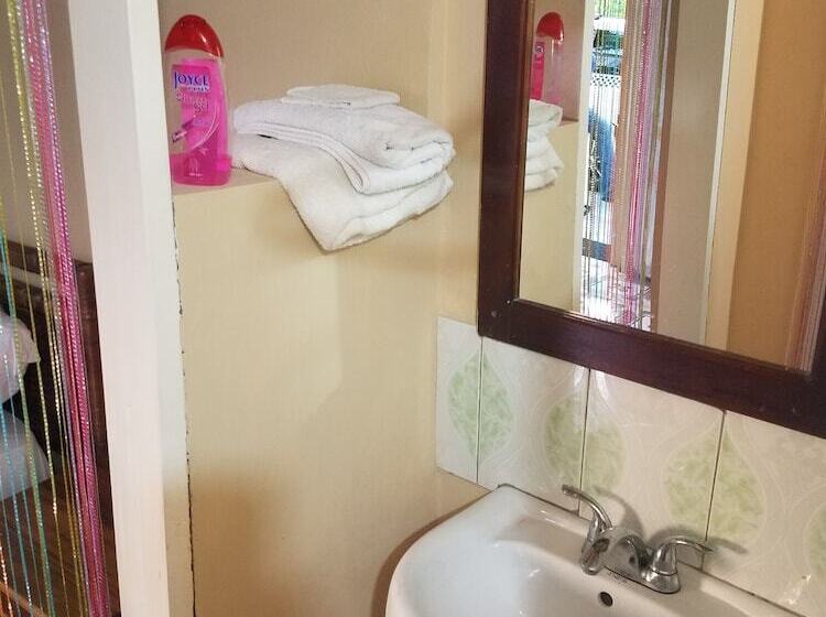 پانسیون Cozy Family Inn