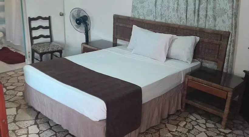 پانسیون Cozy Family Inn