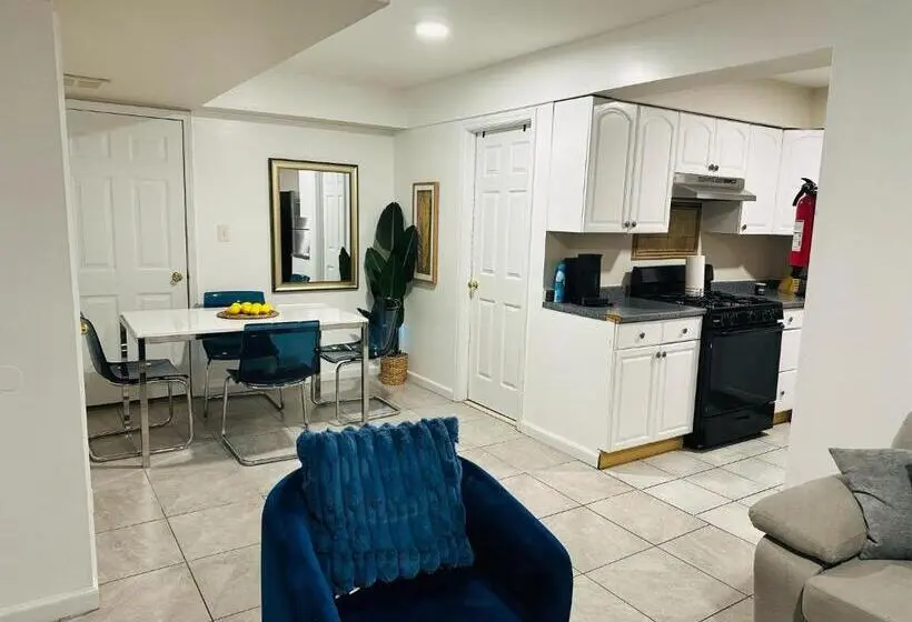 پانسیون Cosy Bedroom 6 Minutes To Ewr Prudential Hotels Pen Station