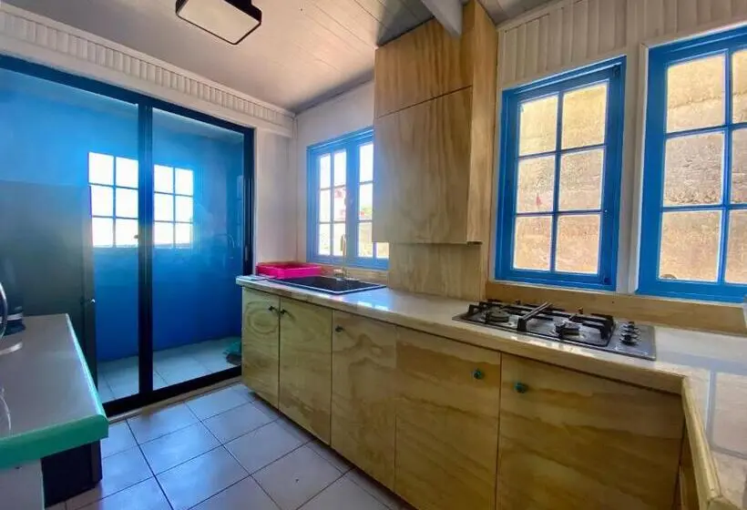 ペンション Hostal Casa La Puntilla