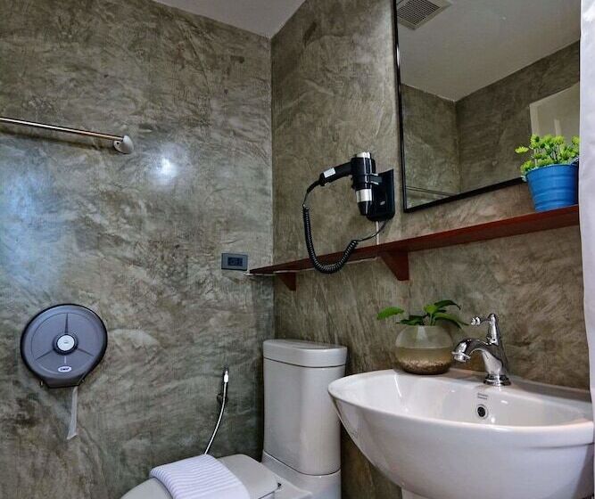 旅馆 Lana Beds & Space