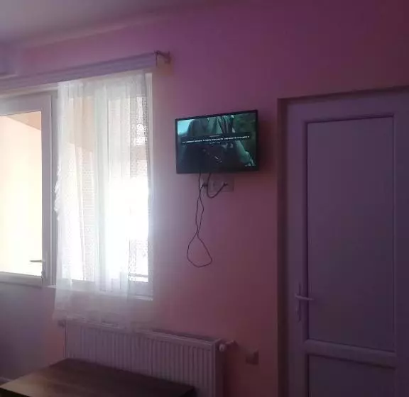 تختخواب و صبحانه Elmira