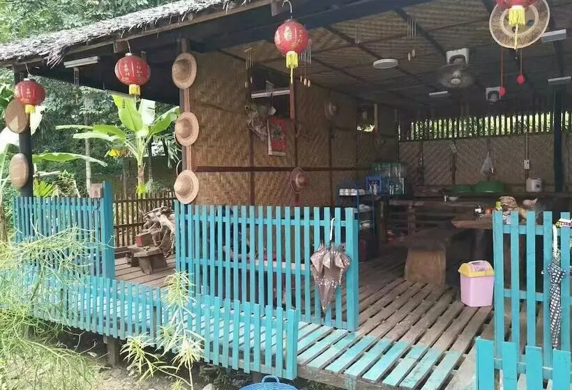 تختخواب و صبحانه Warm Home