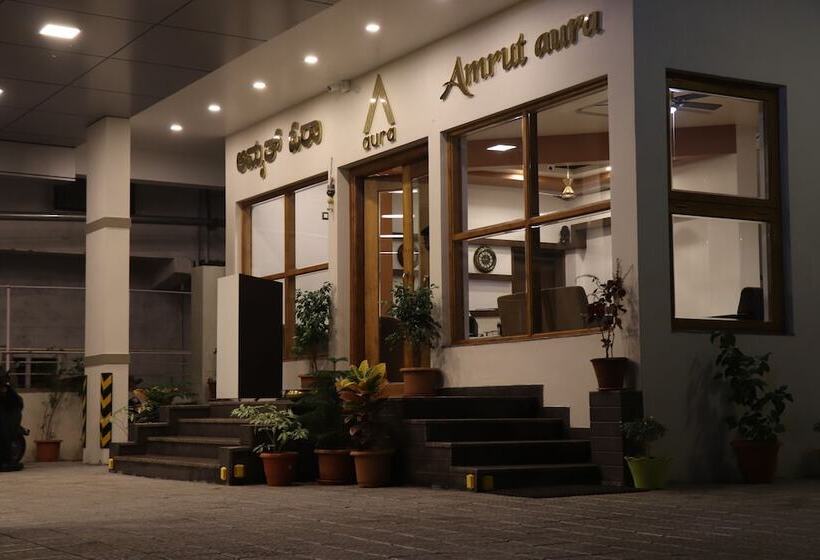 호텔 Amrut Aura