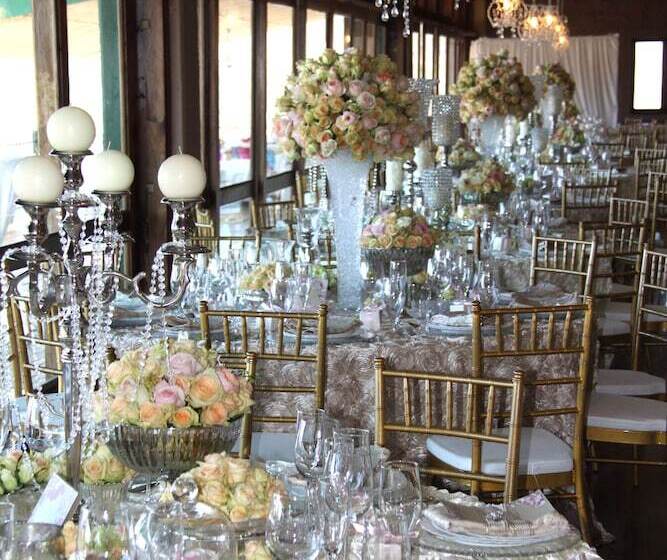 هتل Bushman Rock Safaris