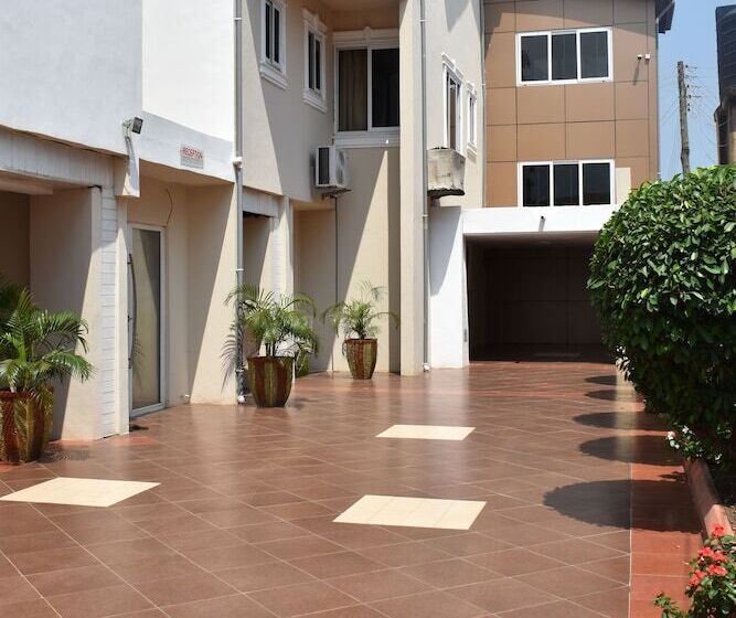 בית מלון כפרי Cascade