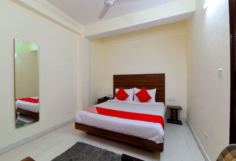 ホテル Dev Villa Guest House