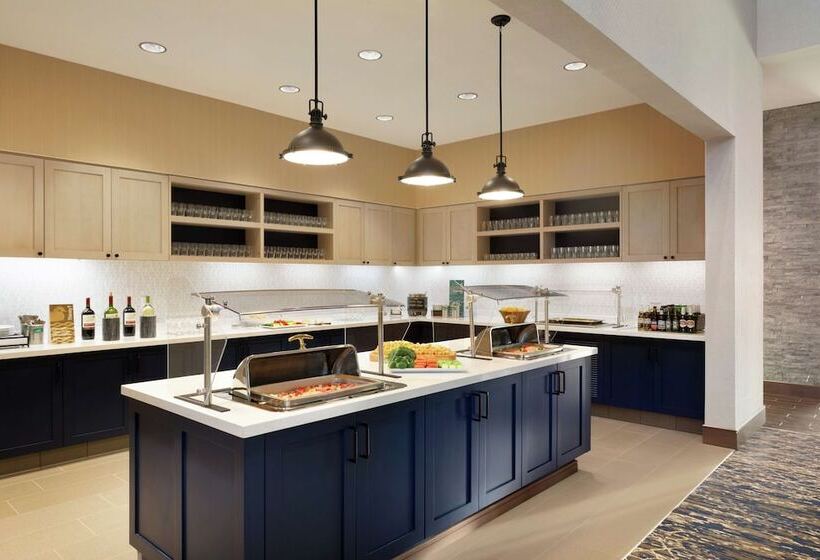 ホテル Homewood Suites By Hilton Albany Crossgates Mall, Ny