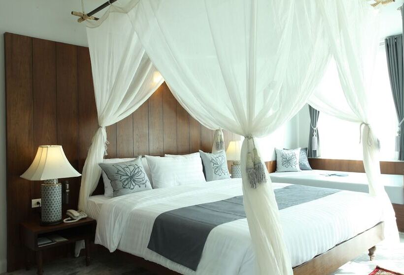 هتل Villa Amphawa