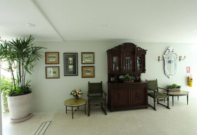 هتل Villa Amphawa