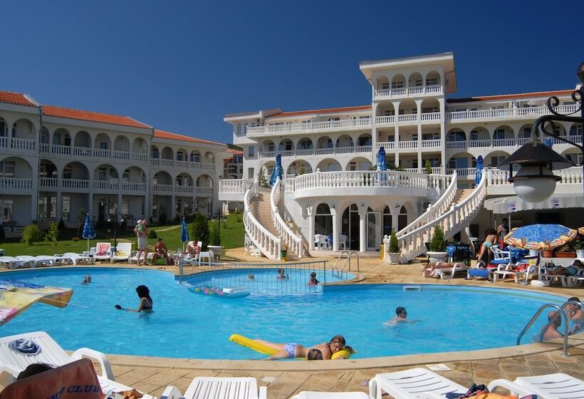 Lazur Holiday Apartments