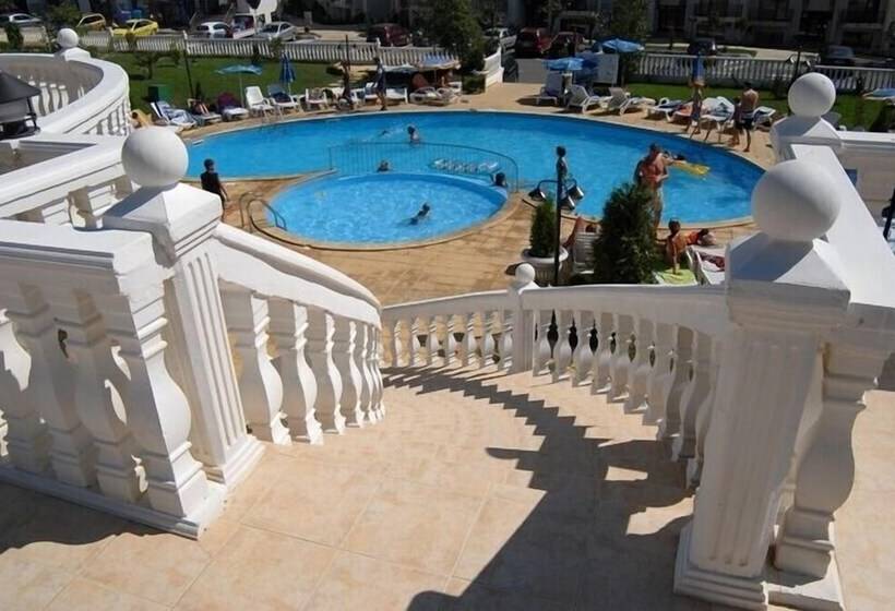 Lazur Holiday Apartments