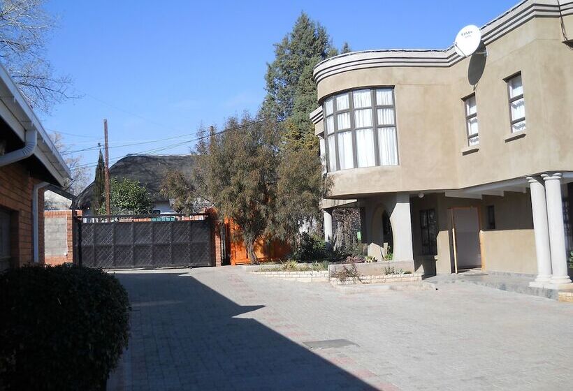 Noble Hearts Bed & Breakfast