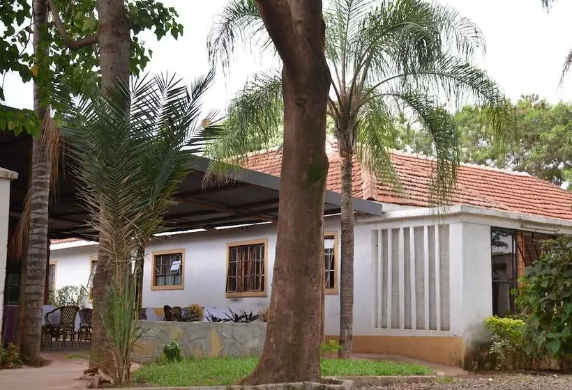 پانسیون Cosy Garden Guesthouse