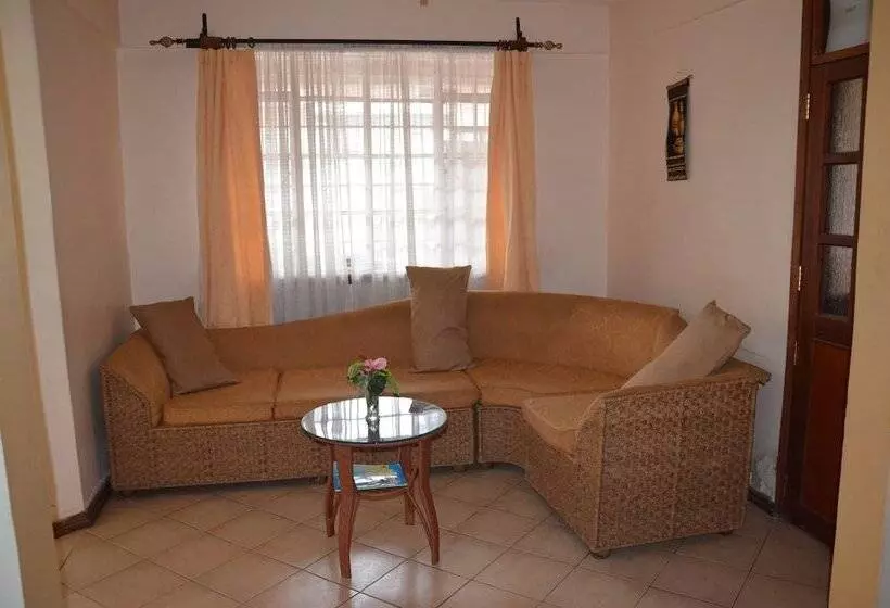 پانسیون Cosy Garden Guesthouse