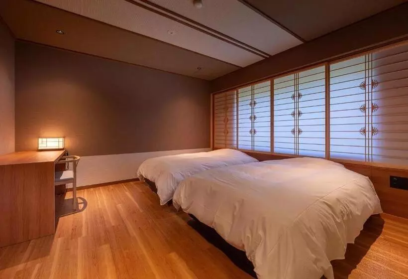 ホテル 猿投温泉金泉閣