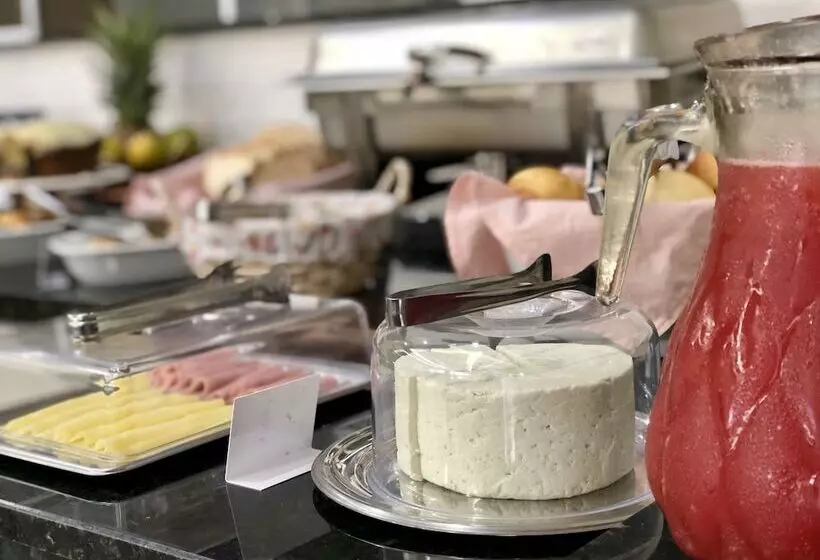 Sense Hotel Araucária