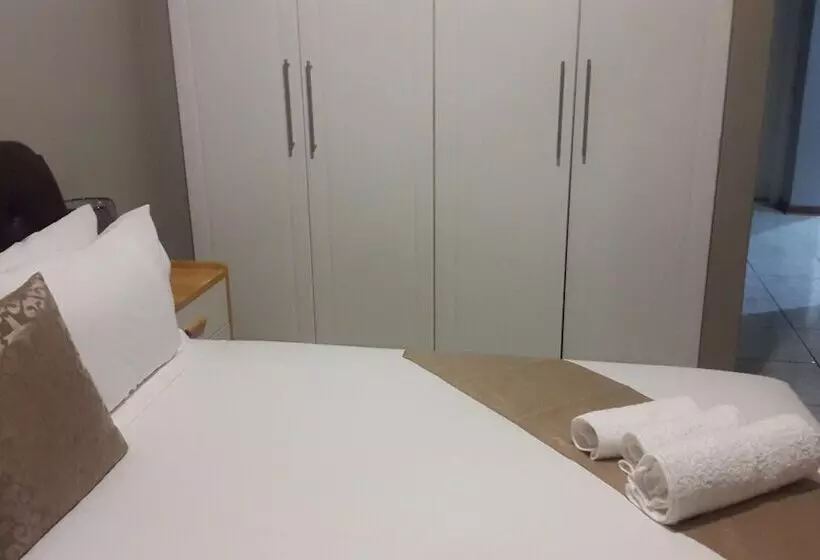 Tintech Bed & Breakfast