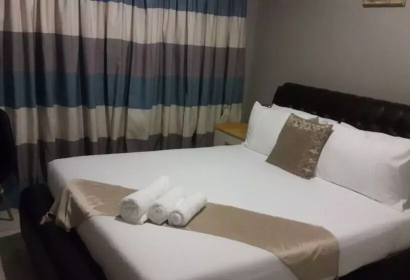 Tintech Bed & Breakfast