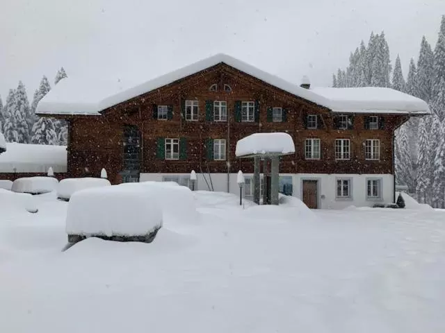 Griesalp Hotels