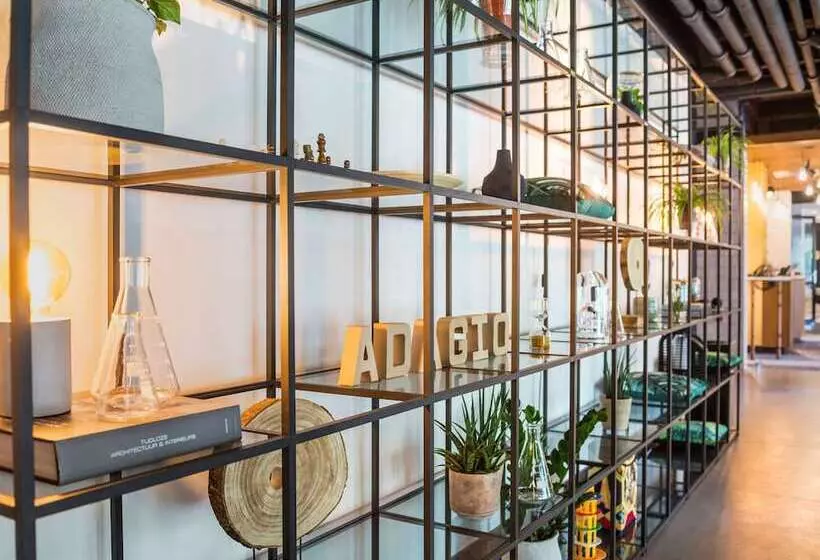 Hotelli Adagio Amsterdam City South
