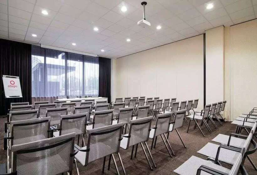 Hotelli Adagio Amsterdam City South