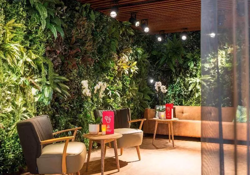 Hotelli Adagio Amsterdam City South