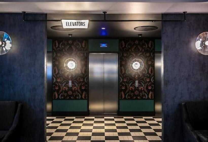 Clayton Hotel City Of London