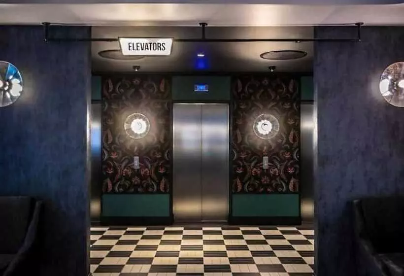 Clayton Hotel City Of London