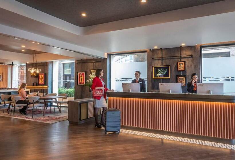 Clayton Hotel City Of London