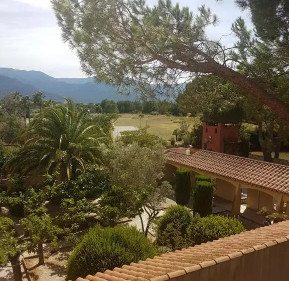 هتل Hôtel Goélia Argelès Village Club