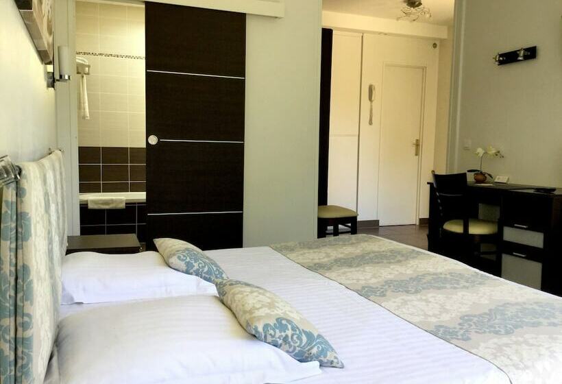 Logis Hotel La Croix Du Sud