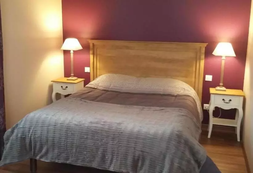 Hotelli Les Aubepines