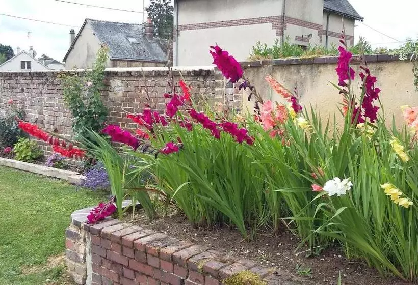 Hotelli Les Aubepines