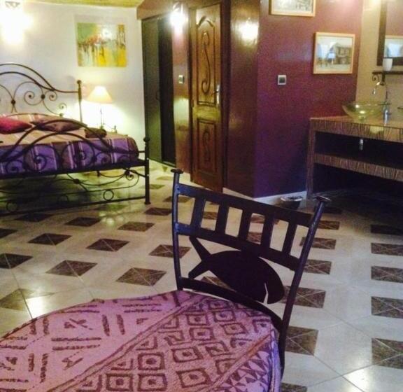 هتل Maison Couleur Passion