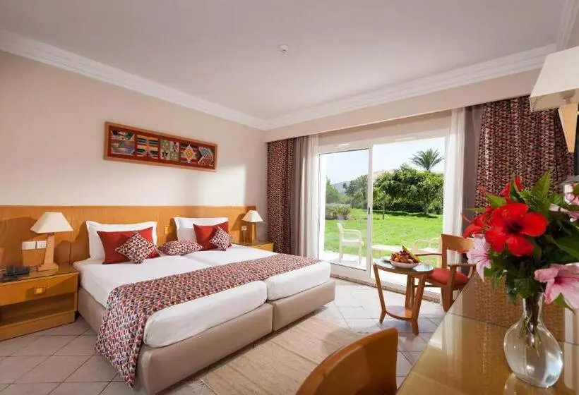 Hotelli Thabraca Thalasso & Diving