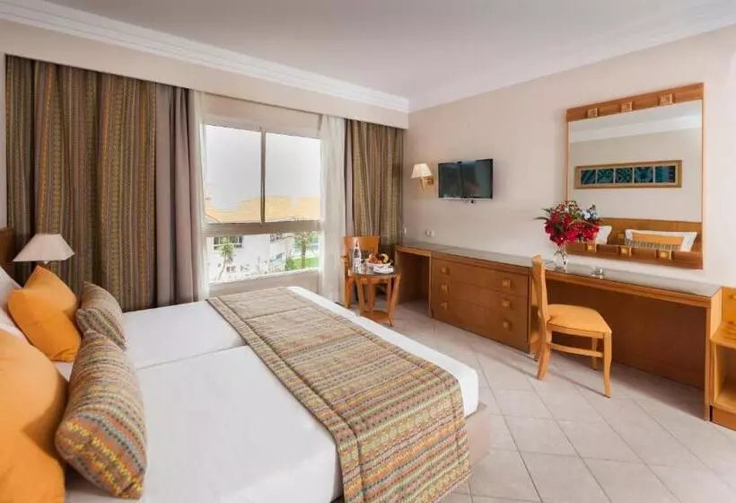 Hotelli Thabraca Thalasso & Diving