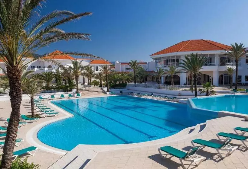 Hotelli Thabraca Thalasso & Diving