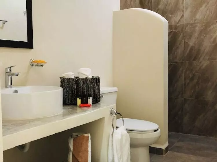 Tierra Maya Hotel Spa & Sanctuary