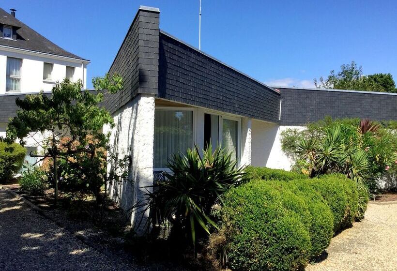 Logis Hotel La Croix Du Sud