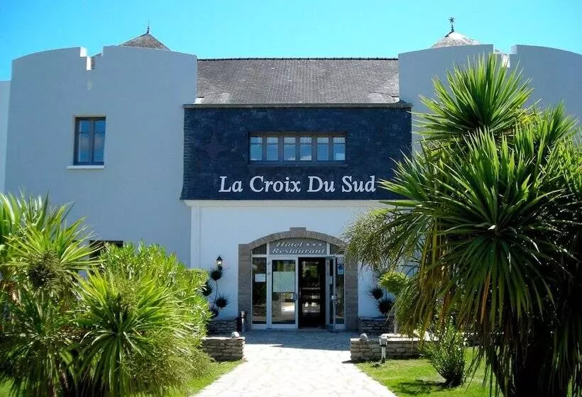 Logis Hotel La Croix Du Sud