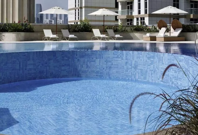 Mövenpick Hotel Apartments Downtown Dubai